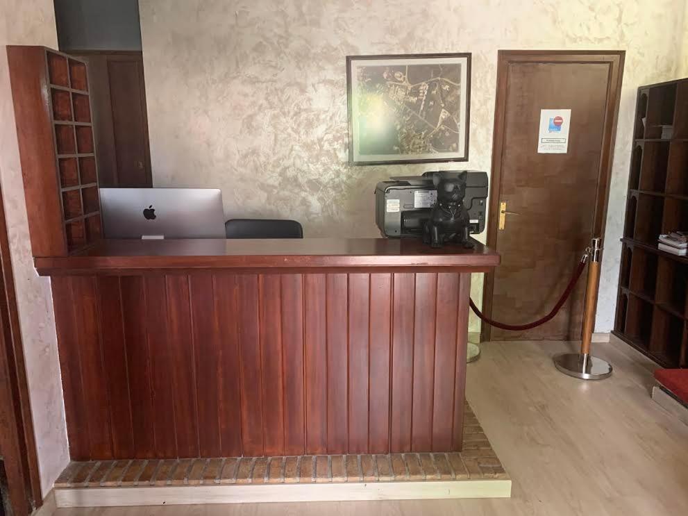 Hotel Fiesta Mega Only Adults Darnius Extérieur photo