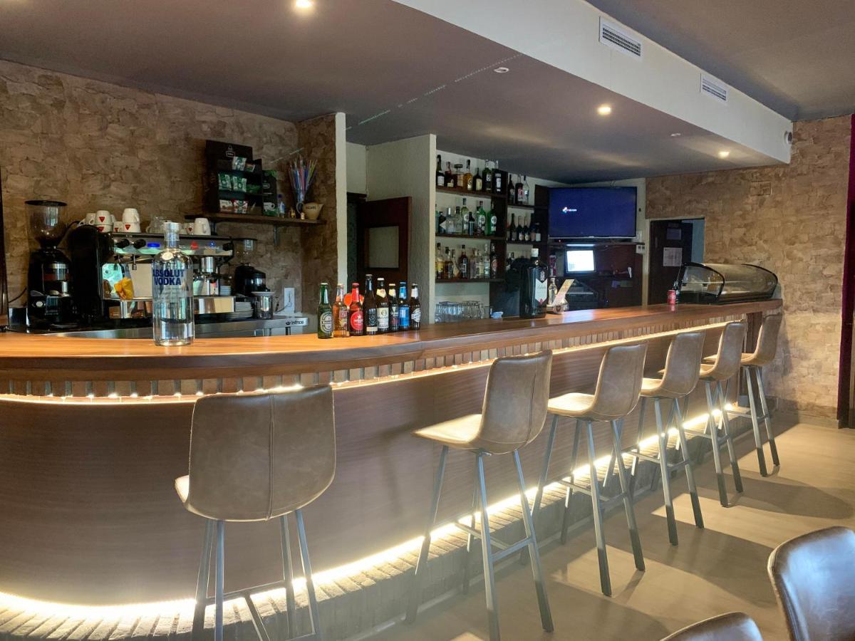 Hotel Fiesta Mega Only Adults Darnius Extérieur photo
