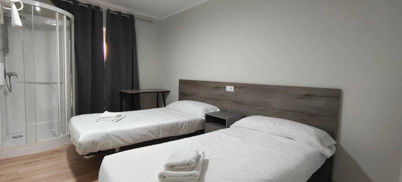 Hotel Fiesta Mega Only Adults Darnius Extérieur photo